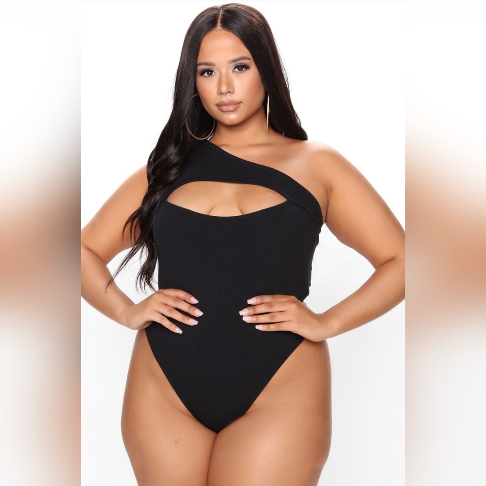 She's Cutting Edge One Shoulder Bodysuit